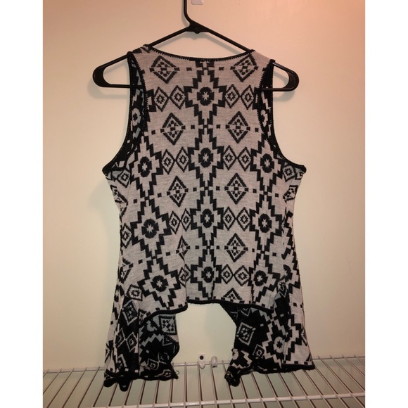 Reversible Sleeveless Open Front Cardigan - Picture 2 of 2